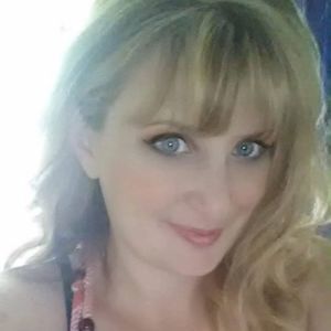 Meet your Posher, Lorena